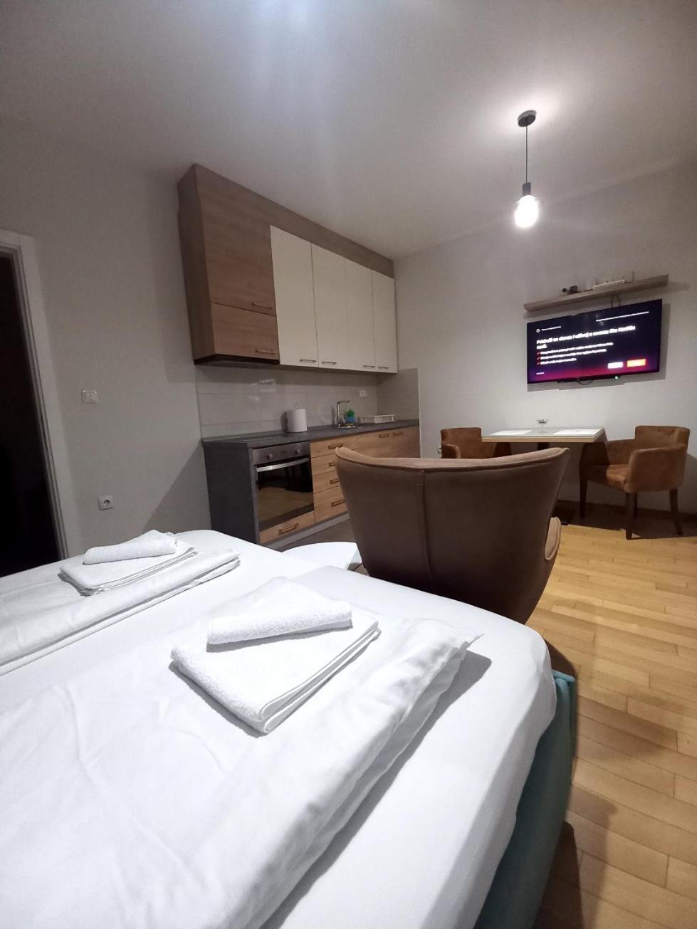 באניה לוקה Nm Apartman מראה חיצוני תמונה